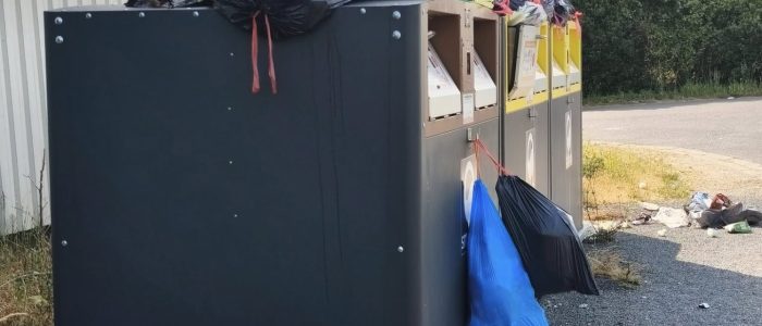 Action citoyenne du collectif TPMP contre la réforme des déchets SMICVAL
