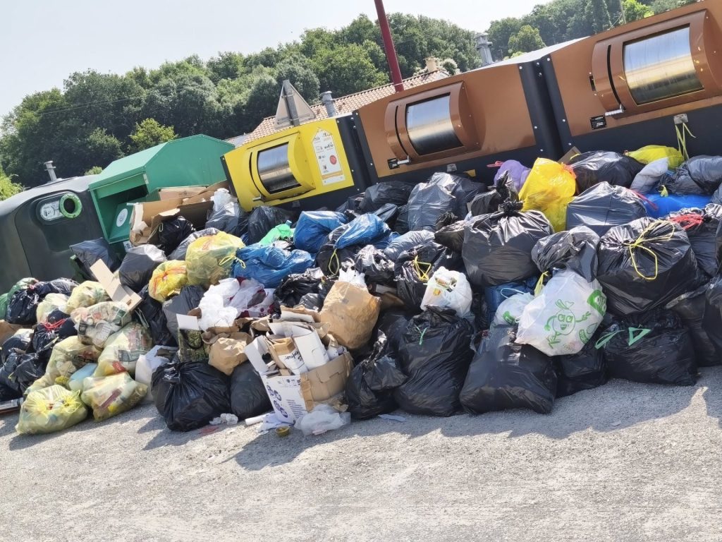 Manifestation contre les PAV et la réforme NéoSmicval en Haute-Gironde