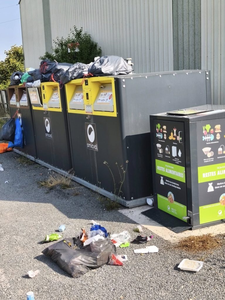 Habitants de Haute-Gironde mobilisés - collectif Touche pas à mes poubelles